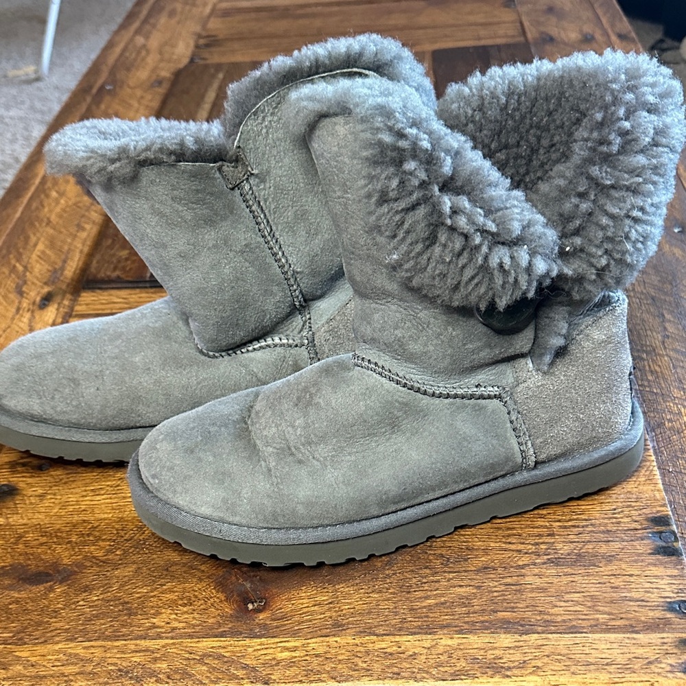 UGG Gray Shearling Button Short Boots